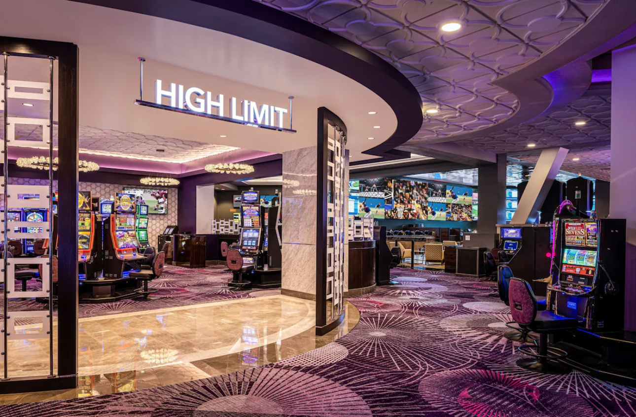 An unforgettable vacation at Harrahs Hotel and Casino Las Vegas